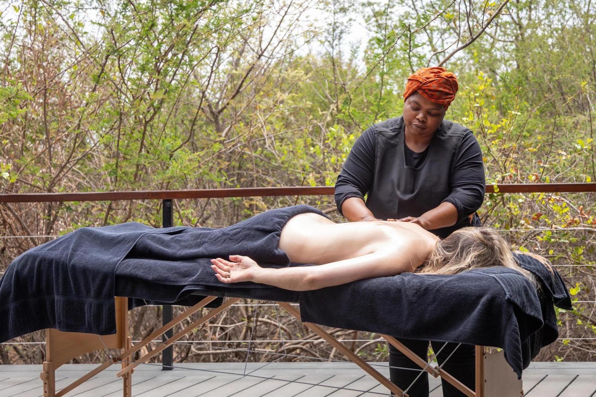 Tuningi Safari Lodge Madikwe Game Reserve Zewnętrze zdjęcie